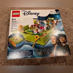 New! LEGO Disney Peter Pan & Wendy Adventure Set